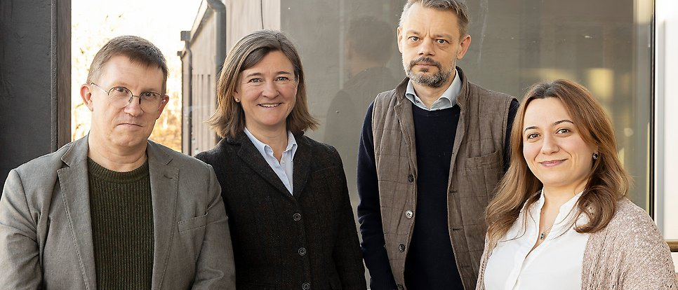 Neil Price, Charlotte Hedenstierna-Jonson, John Ljungkvist och Rahaf Abu Shaer är forskare vid det nya centret. Foto: Tobias Sterner