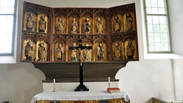 Altarskåp från 1400-talet i Rönö kyrka i Östergötland. Foto: Barbro Thörn