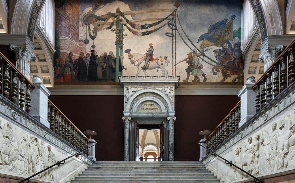 Övre trapphallen med Carl Larssons målning "Gustav Vasas intåg i Stockholm". Foto: Bruno Ehrs/Nationalmuseum