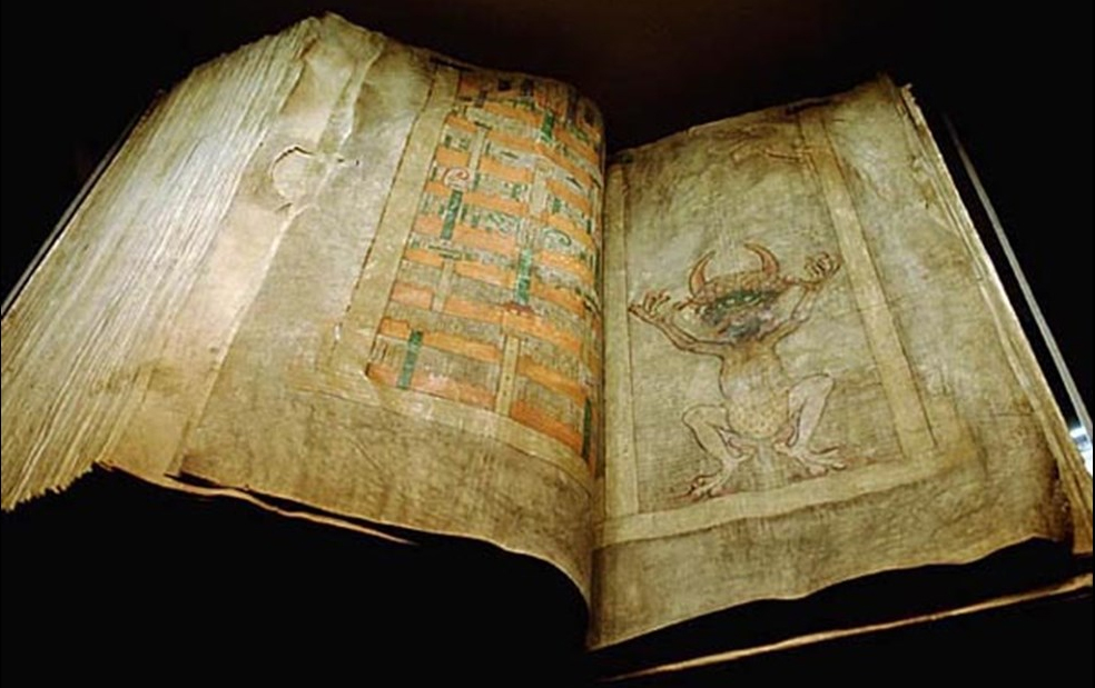 Djävulsbibeln togs som krigsbyte i Prag 1648. Foto: Kungliga biblioteket