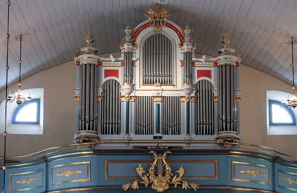 Orgeln i Öja kyrka. Foto: Bernt Fransson ( Wikimedia Commons CC BY-SA 3.0)
