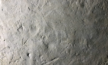 Nya runor hittade i Sproge kyrka