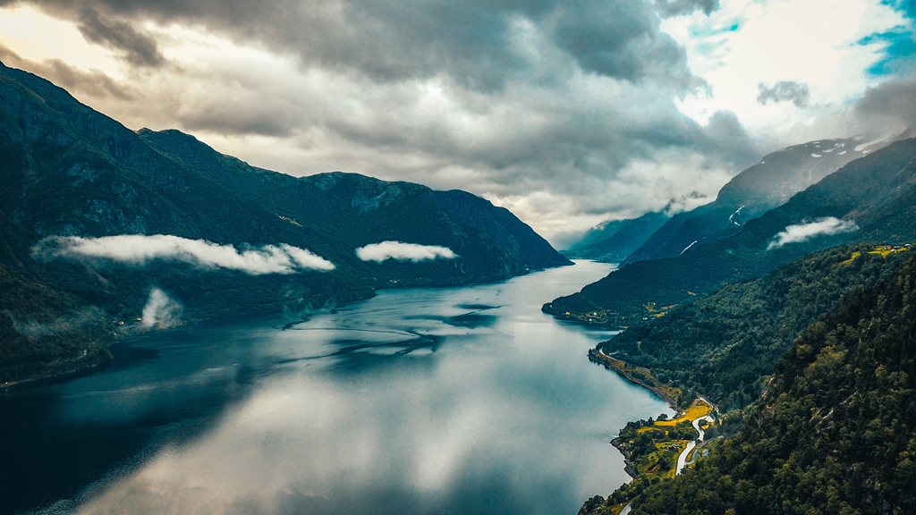 En fjord i Norge. Foto: Raimond Klavins