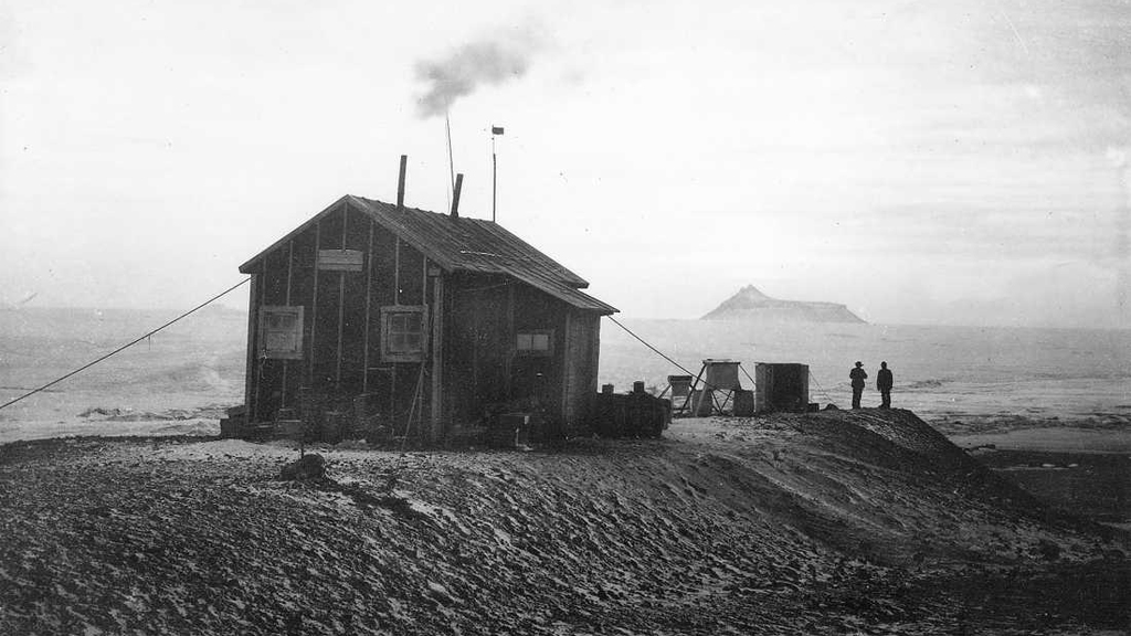 Nordenskjöldsexpeditionens hus på Snow Hill på Antarktis.