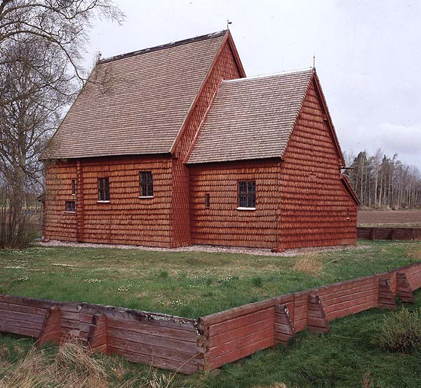 Södra Råda gamla kyrka år 1992. Foto: Gabriel Hildebrand/Riksantikvarieämbetet