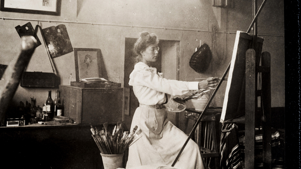 Tyra Kleen i ateljén i Rom år 1904. Okänd fotograf